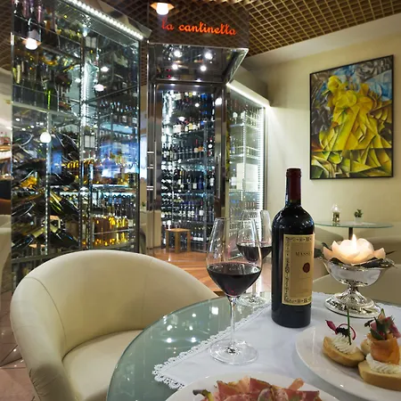 فندق Savoy & Thermal بيبيوني